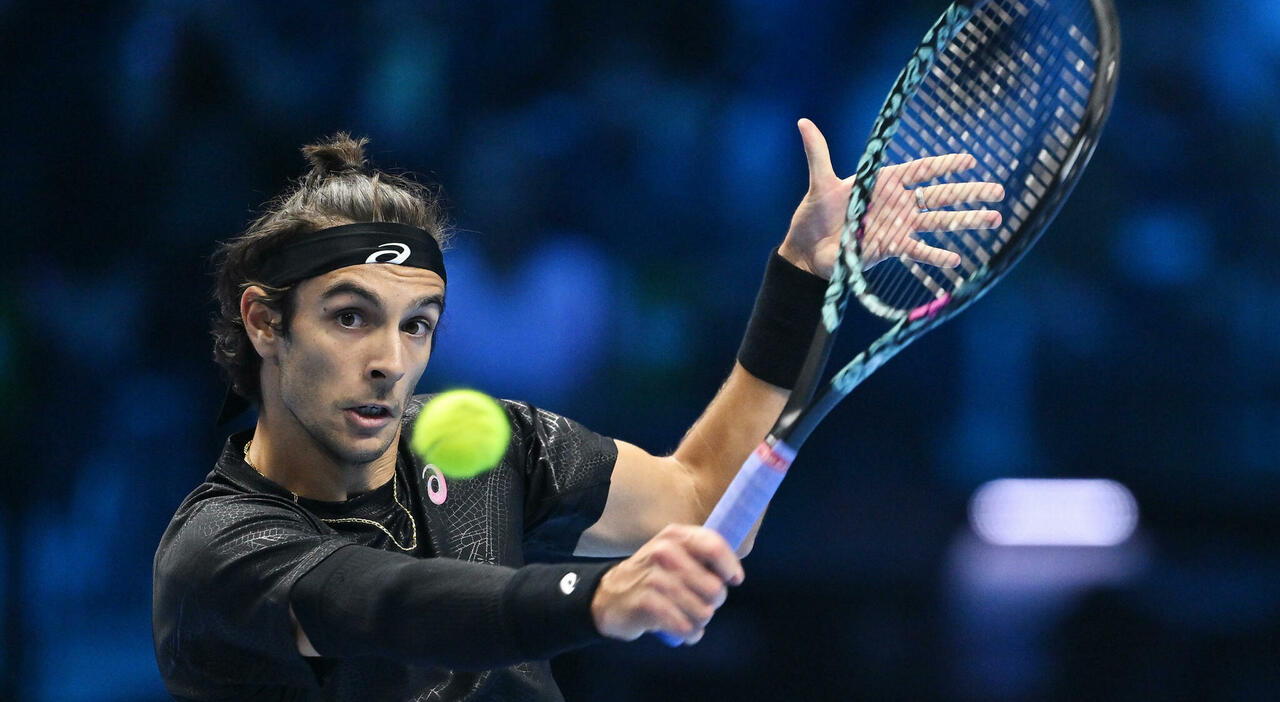 l'americano vince in due set (6-3, 6-4)