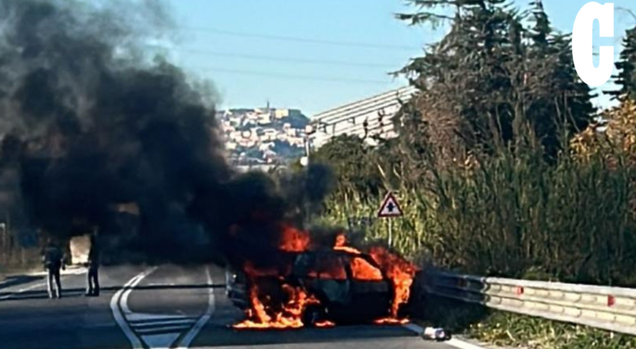 Castelfidardo, macchina va a fuoco dopo un frontale: automobilista in trappola muore carbonizzato FOTO - Corriere Adriatico