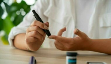 Diabete tipo 2, aumento esponenziale tra i giovani: dal cibo al cellulare, ecco le cause