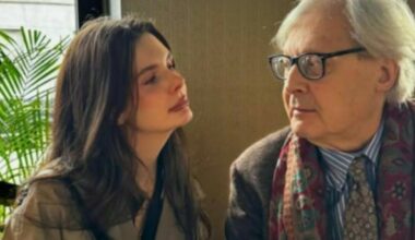 Vittorio Sgarbi da Vespa: «Io sto bene, la richiesta di mia figlia Evelina fuori misura». Lei: «Sembrava un 90enne»