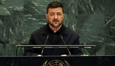 Scandalo corruzione in Ucraina, terremoto politico dopo le dimissioni dei due ministri. The Spectator: Zelensky potrebbe dimettersi
