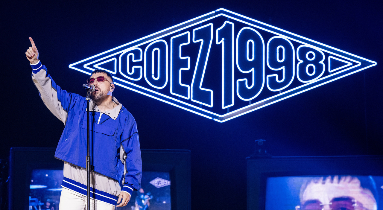 doppio sold out a Roma, ospiti a sorpresa e una scaletta tutta da cantare