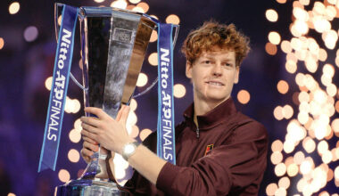 tra golf, sci e lusso, come si rilassa Jannik