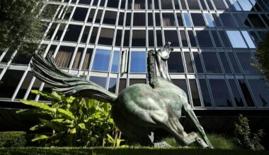 Canone Rai, blitz della Lega: &laquo;Deve scendere da 90 a 70 euro&raquo;. Oggi il vertice