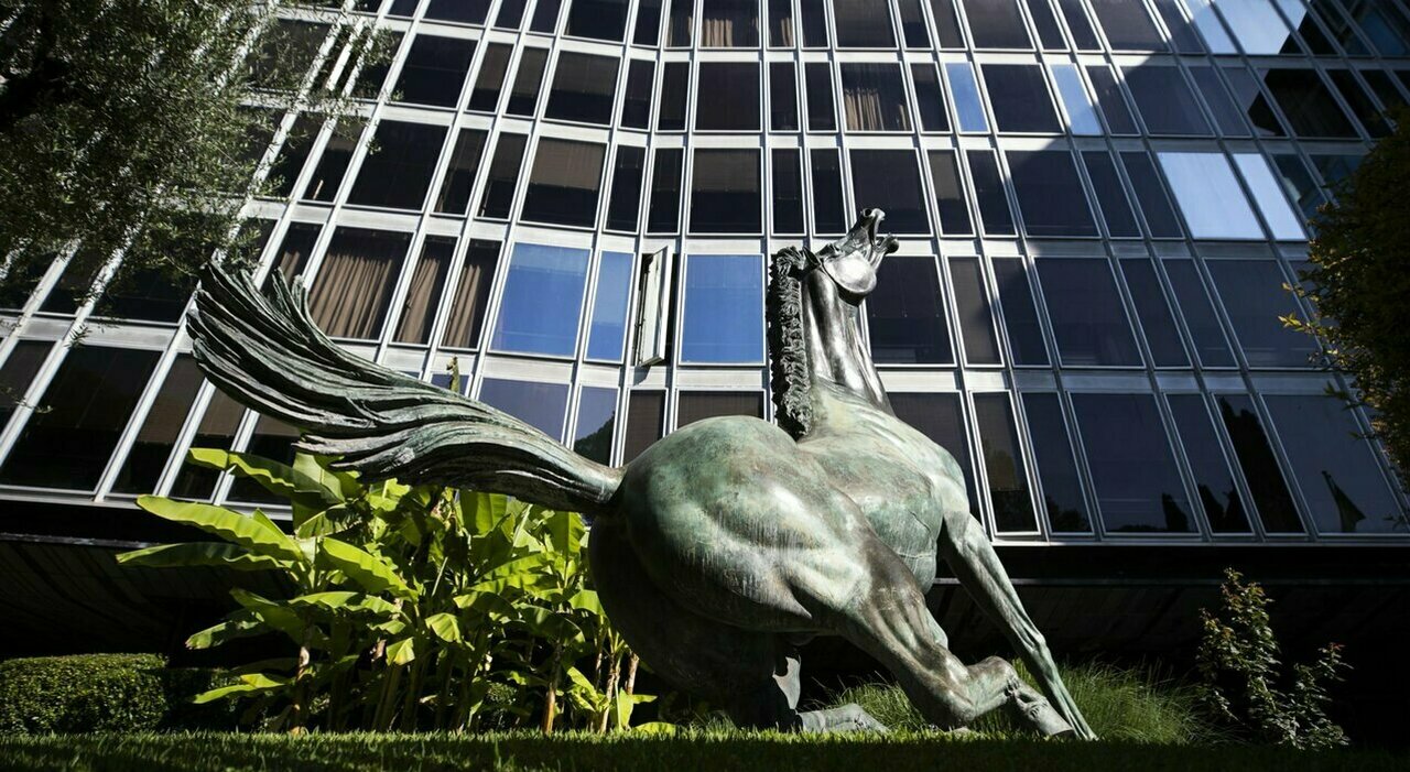 Canone Rai, blitz della Lega: &laquo;Deve scendere da 90 a 70 euro&raquo;. Oggi il vertice