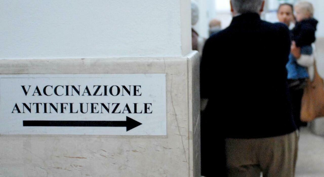 «Insolito trend precoce, rischio stagione pesante. Vaccinarsi subito»