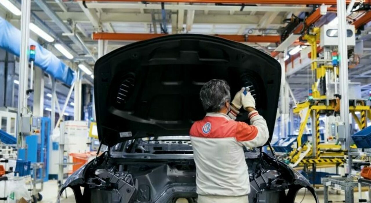 aumenti di 205 euro e nuove tutele. Cosa cambia