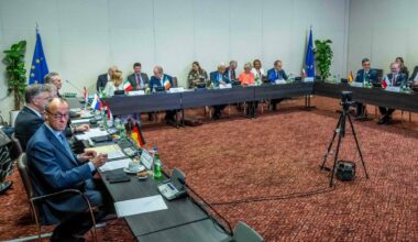 solo Kiev può decidere sul suo esercito