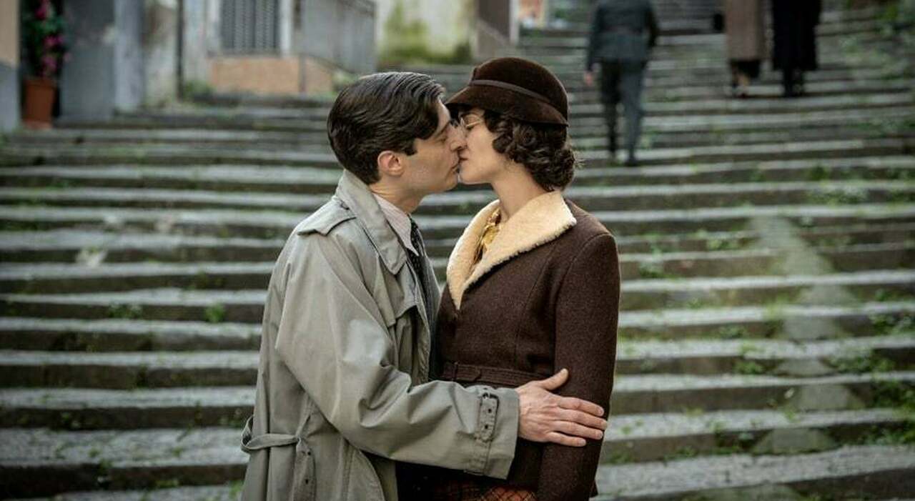 Il commissario Ricciardi 4, si farà una nuova stagione? Cosa sappiamo, le anticipazioni e i libri di de Giovanni