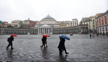 Allerta meteo, scuole chiuse domani 25 novembre in Campania: l'elenco dei comuni