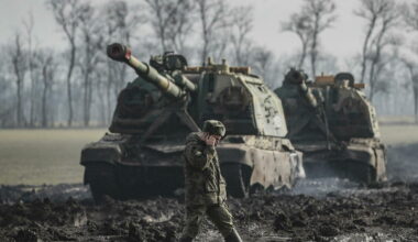 Russia, la crisi economica: sospesi i pagamenti per i soldati al fronte in Ucraina, esauriti i fondi