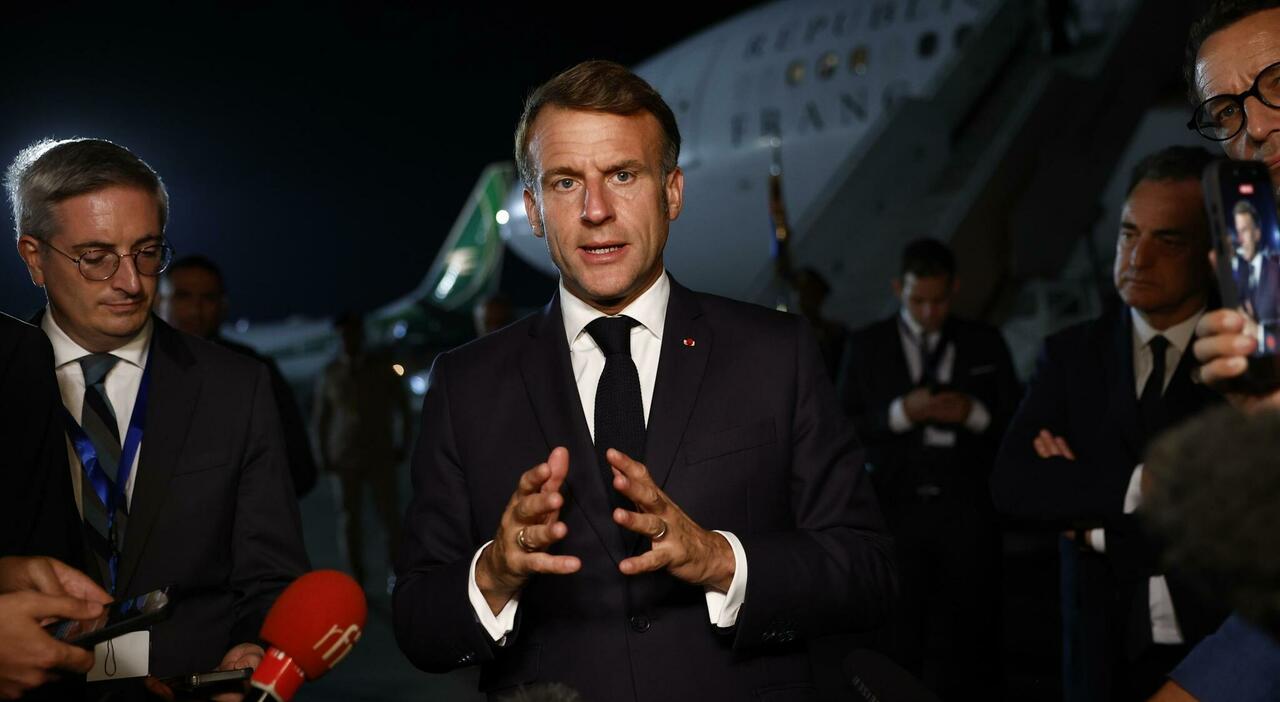 Francia, Macron vara il servizio militare volontario dall