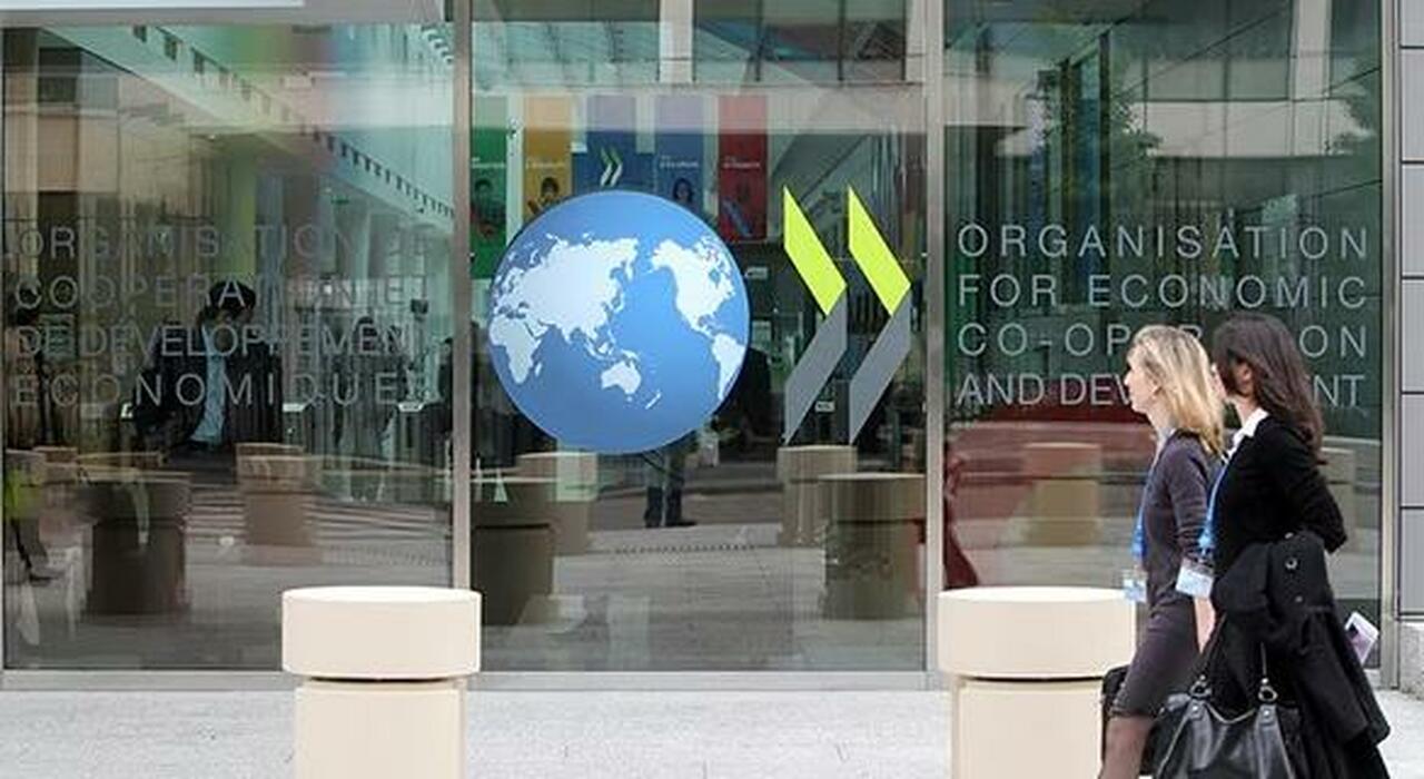 Pensione a 70 anni per salvare il welfare, per mantenere il sistema in equilibrio sarà necessario posticipare l'uscita