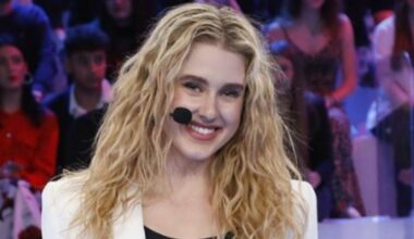 la ballerina lascia Amici per il ruolo di valletta a Caduta Libera con Max Giusti