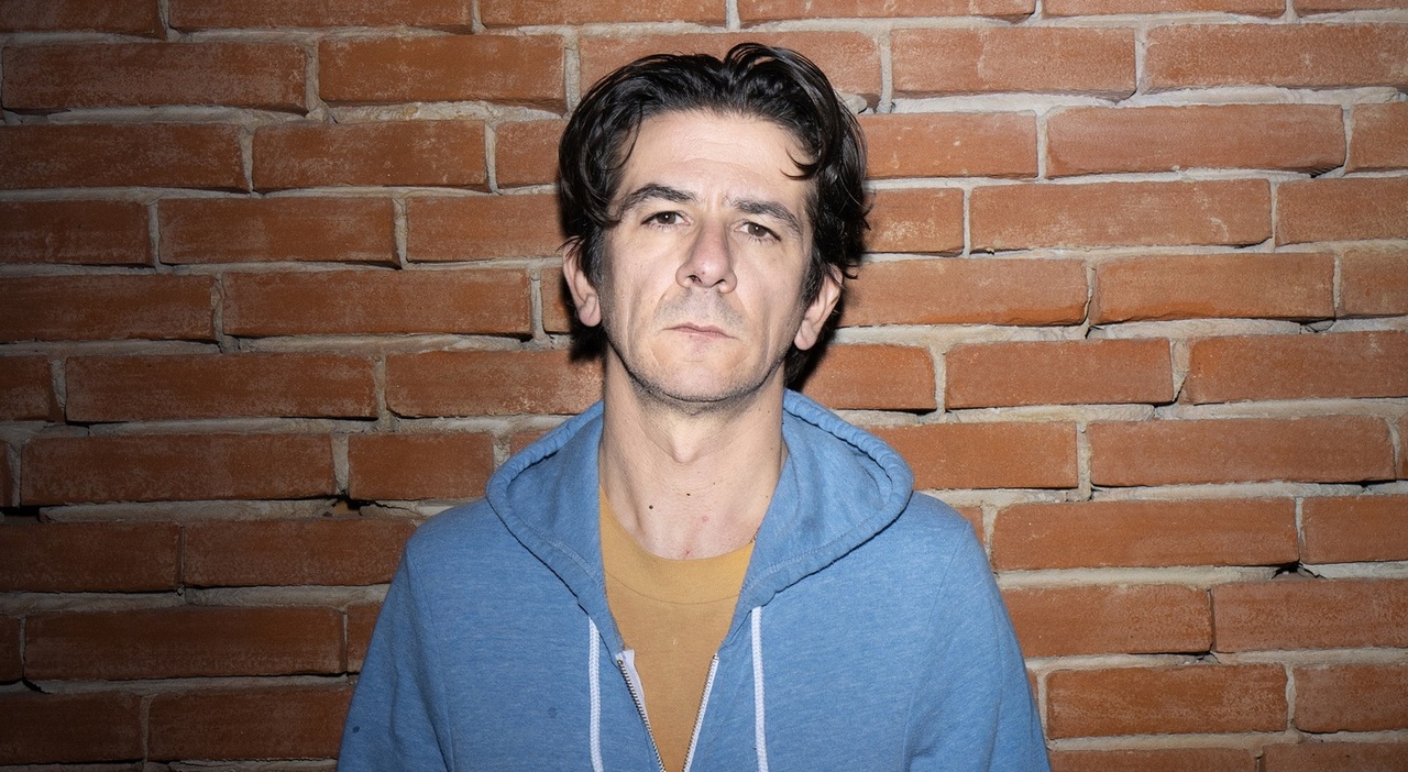 Francesco Mandelli: &laquo;A Sanremo 2015 la coppia con Fabrizio Biggio scoppi&ograve;, fu un disastro. I like? sono una droga&raquo;