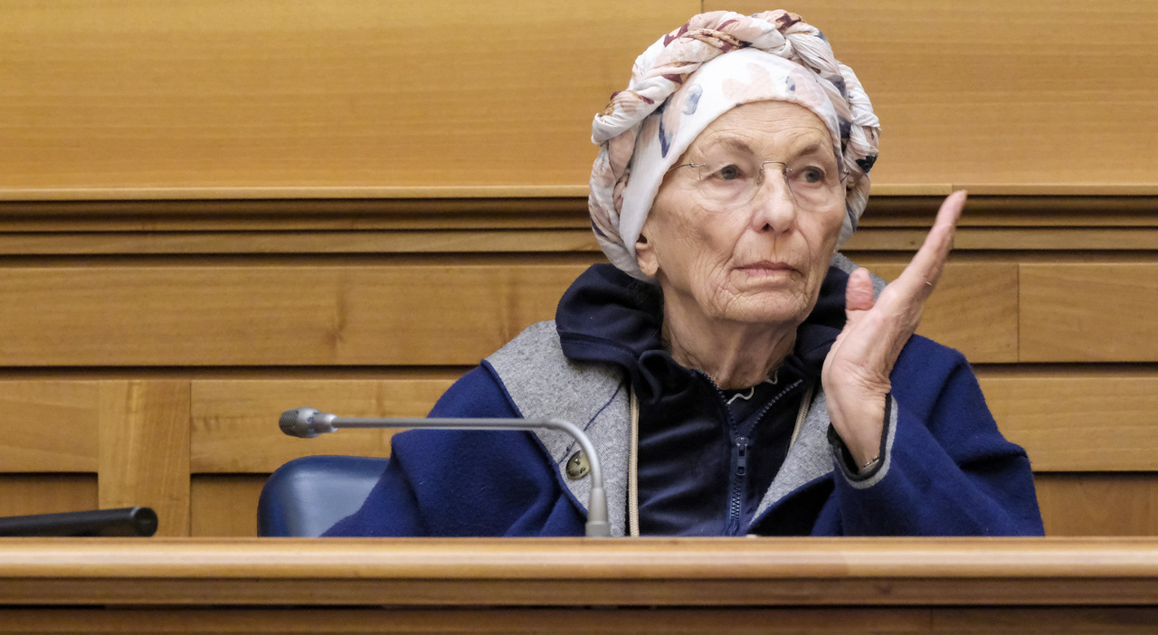Emma Bonino in terapia intensiva in ospedale a Roma. È arrivata in pronto soccorso in codice rosso