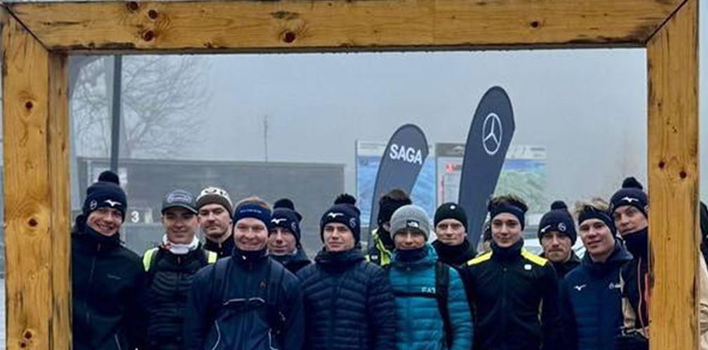 Alcuni ragazzi del team per il 2026 durante il primo raduno svolto la scorsa settimana con passeggiate nei boschi