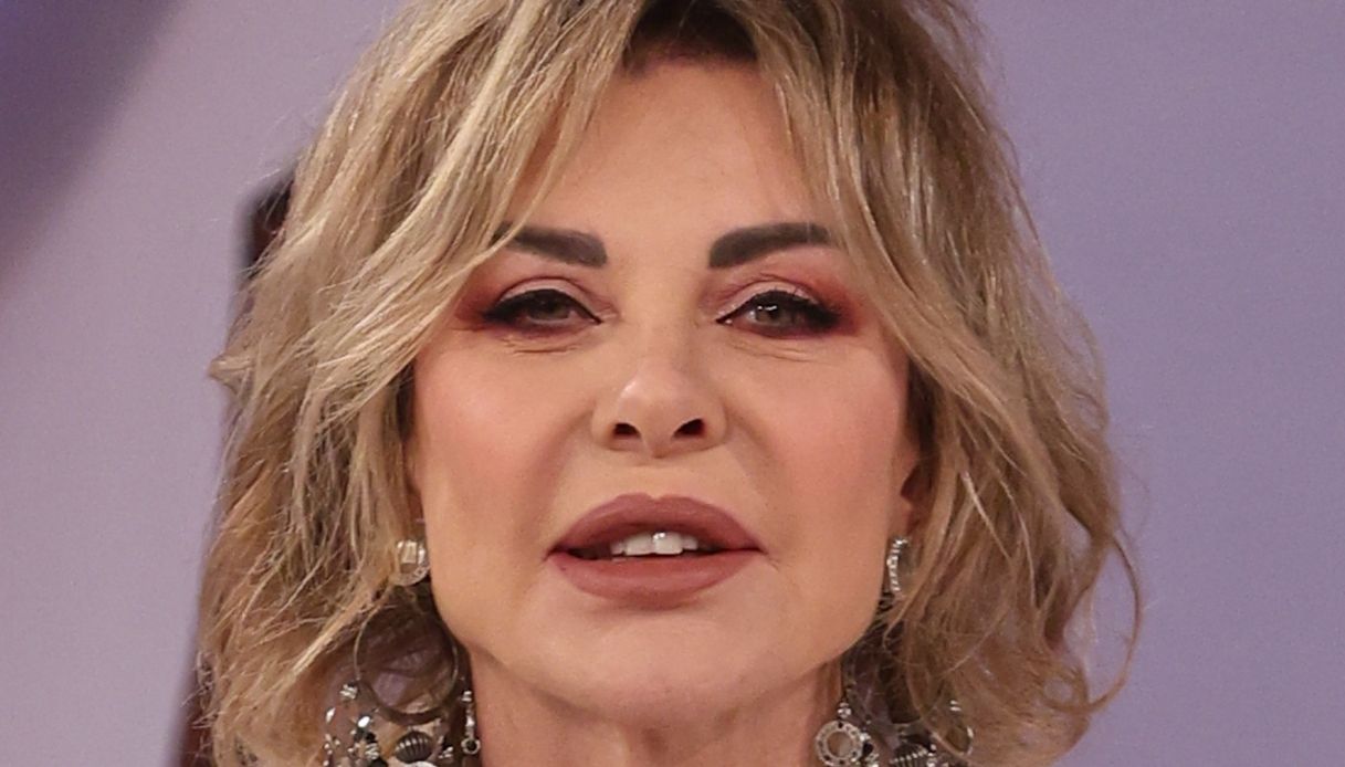 Alba Parietti, il ricordo dell’incidente in auto con Giuseppe Lanza di Scalea: “Sono una sopravvissuta”