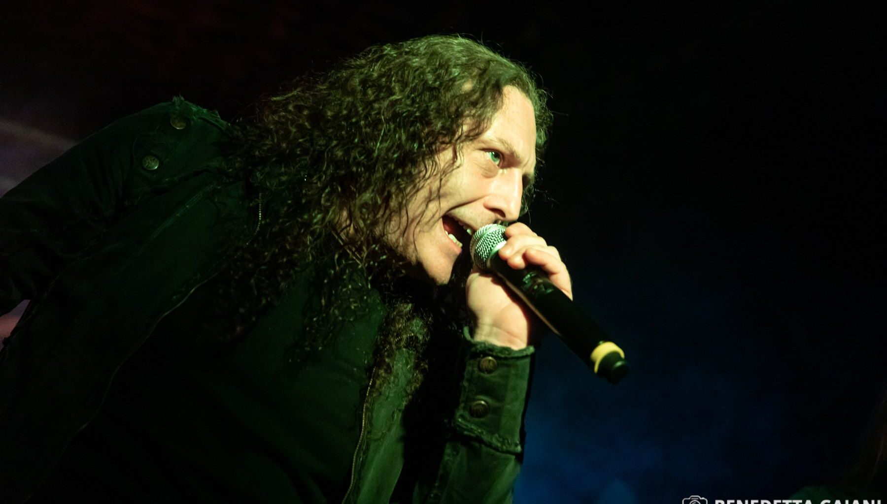 Fabio Lione fuori dalla band