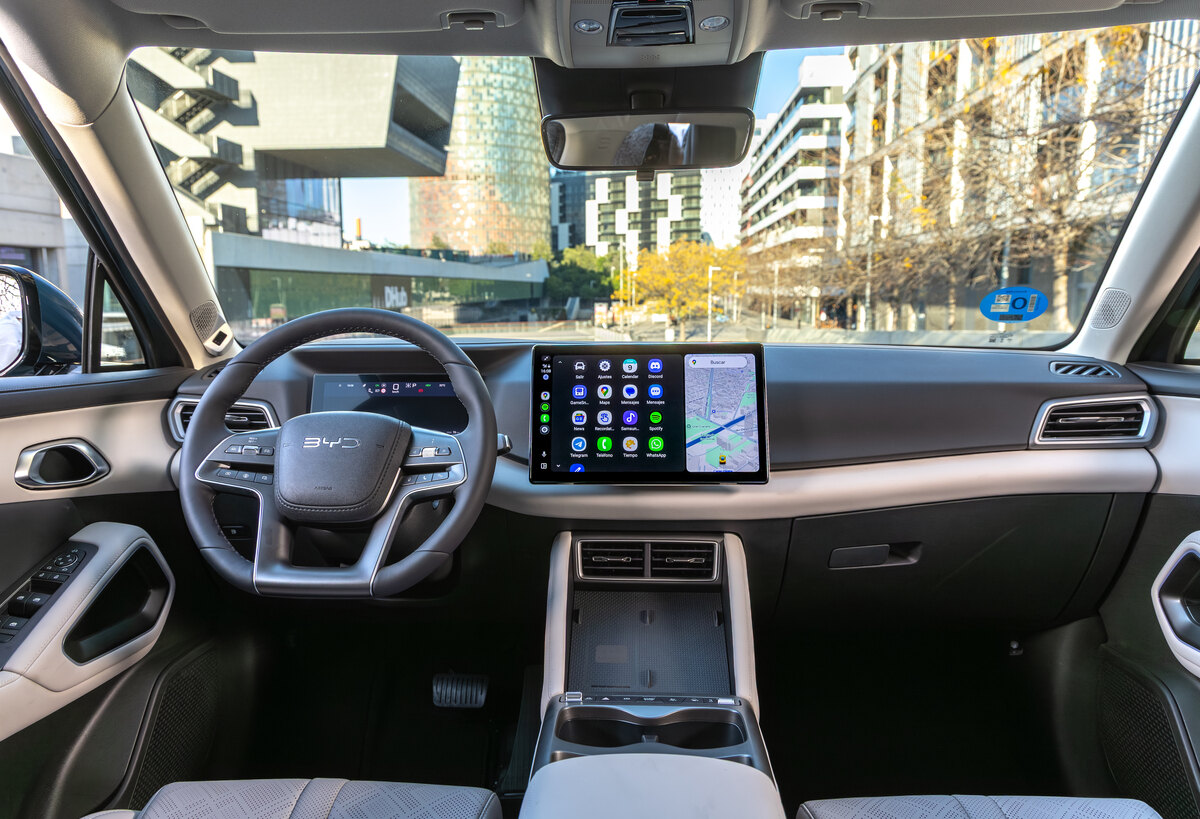 BYD ATTO 2 DM-i test drive