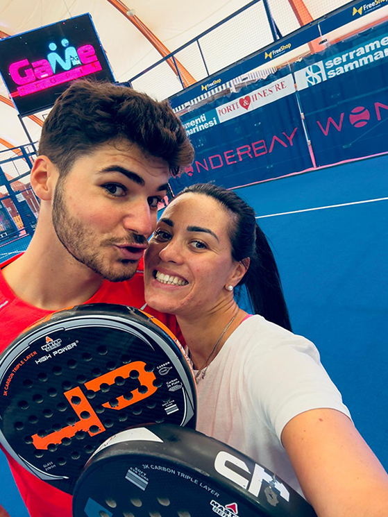 Oltre alle vacanze, nella off-season di Barbieri c'è stato spazio anche per il padel col fidanzato Manlio Moro