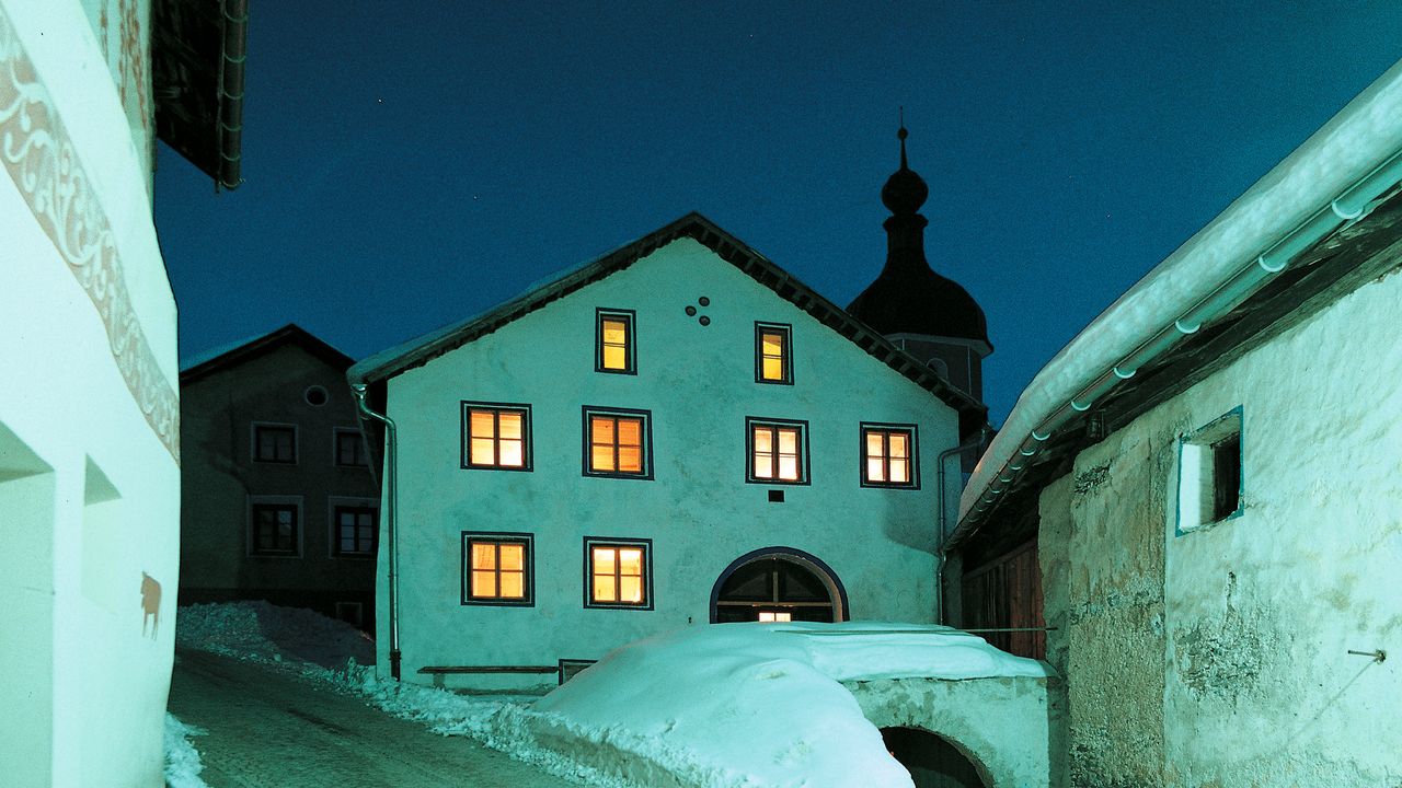 Una casa-scultura in Engadina, lo chalet di Not Vital