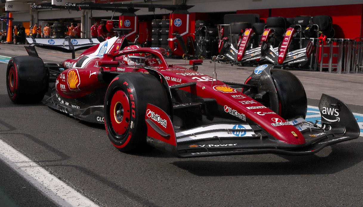 Ferrari terza con un giro super di Leclerc