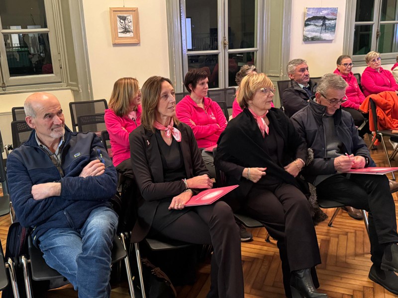 DolzagoIncontroAgatha3.jpg (129 KB)