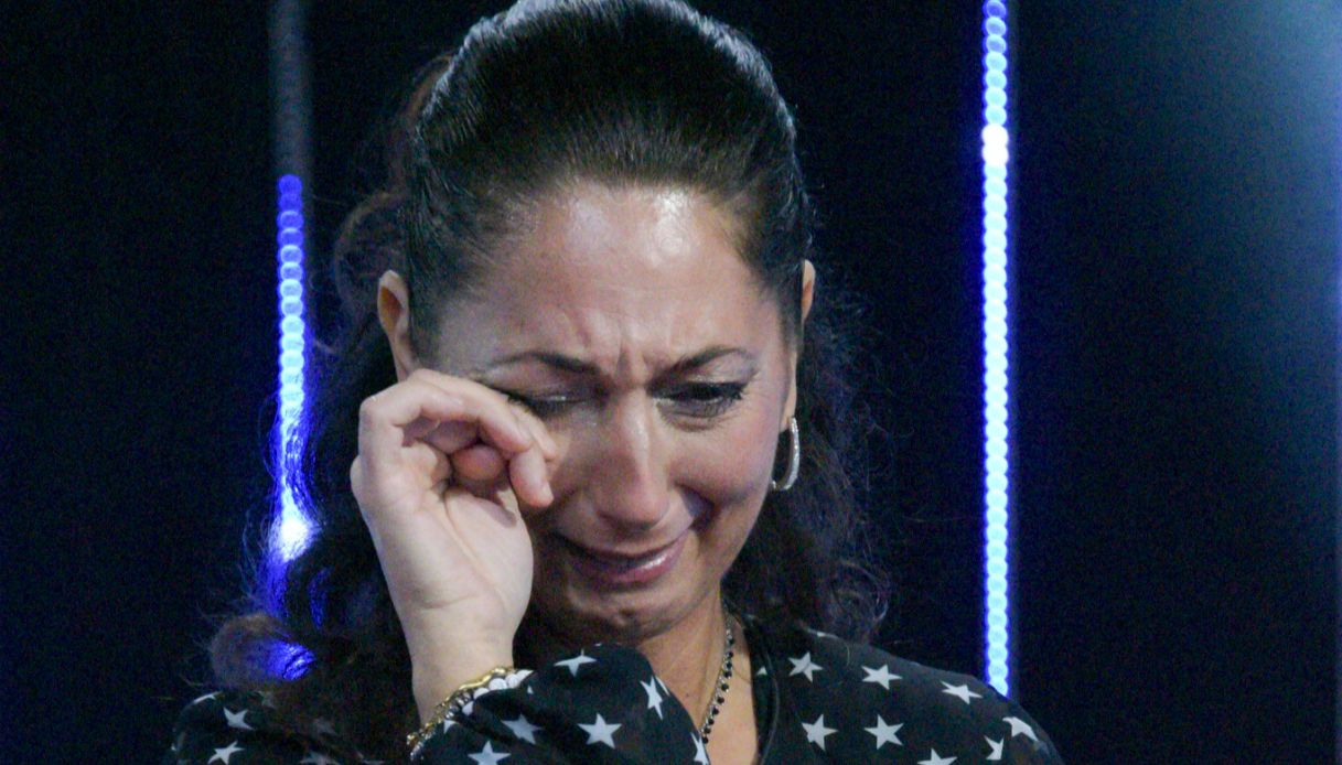 "Mi ha tirata per i capelli". Lo scontro degenera