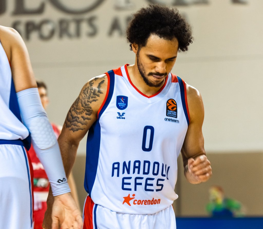 Anadolu Efes, ufficializzate le assenze contro la Virtus Bologna