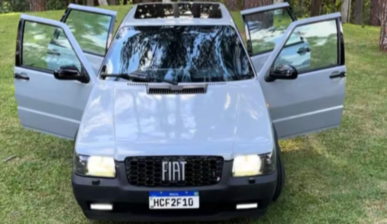 La "FIAT UNO 2026" esiste davvero: questi meccanici brasiliani hanno restaurato la storica utilitaria fino al midollo | (VIDEO)