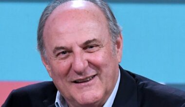 La Ruota della Fortuna, la campionessa fa il colpaccio ed emoziona anche Gerry e Samira