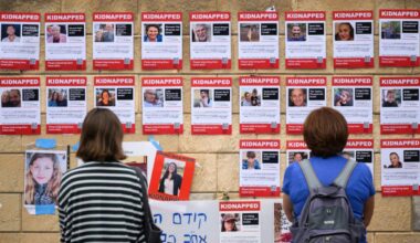 Gaza, Israele conferma identità salme ostaggi consegnate da Hamas. DIRETTA