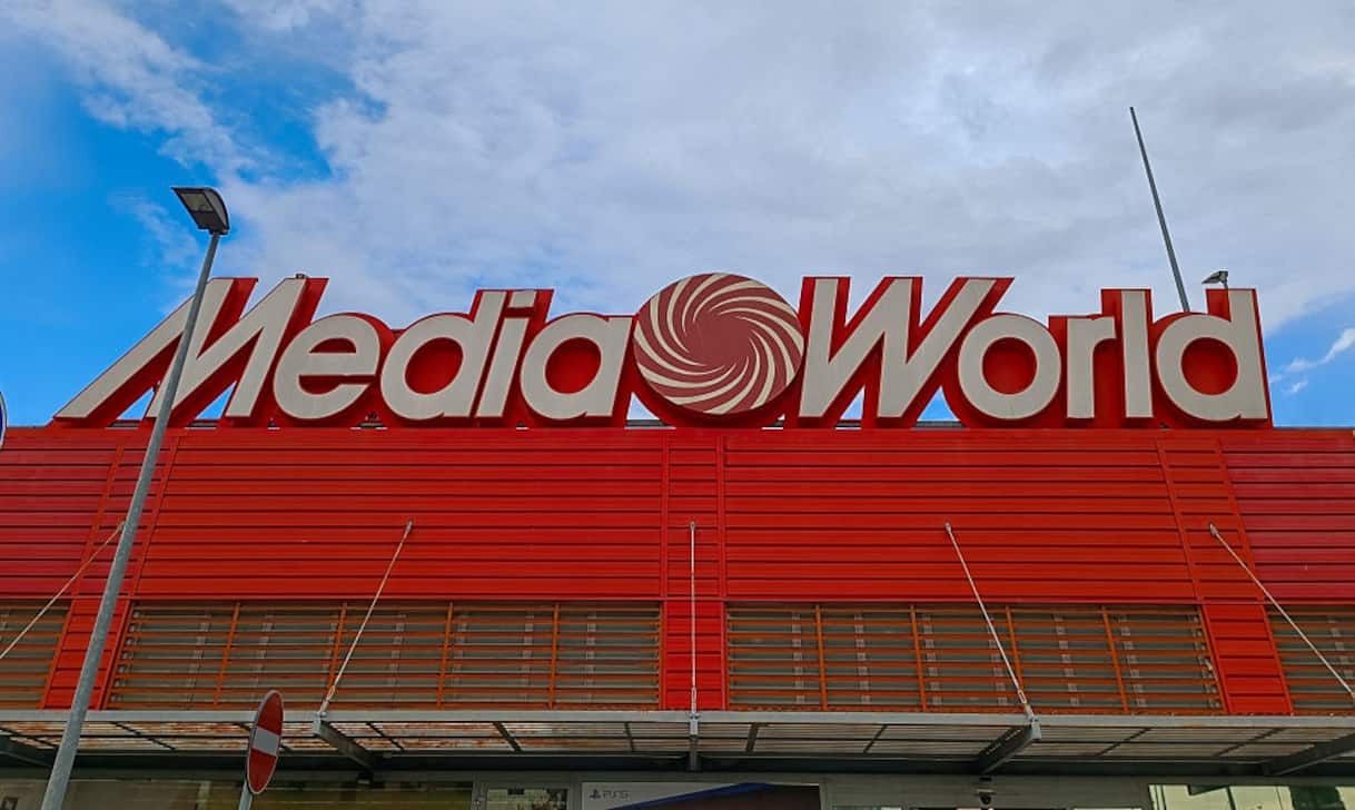 Mediaworld, iPad Air venduti a 15 euro per errore sul sito: cosa è successo