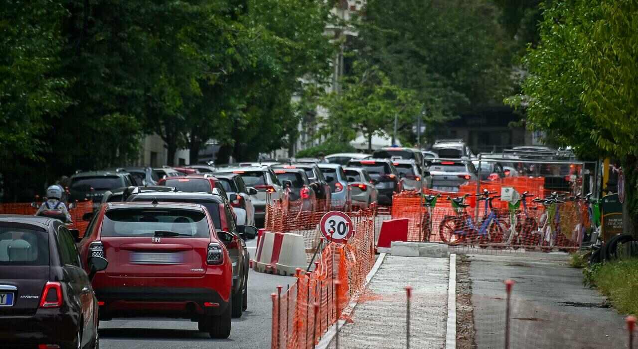 Grab lavori ciclabile via Panama Roma foto Il Messaggero