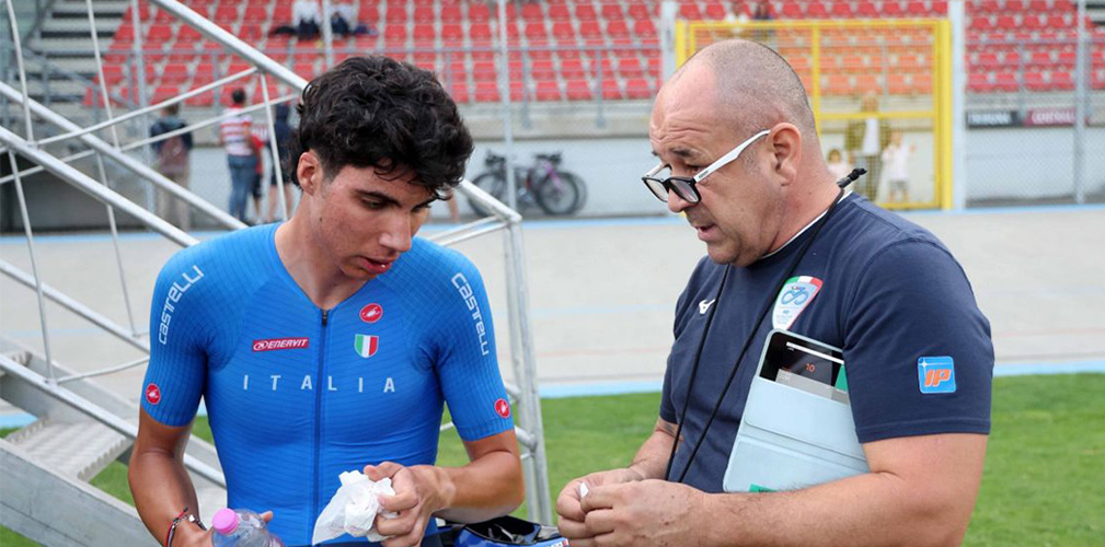 Grimod insieme al cittì della strada Villa, che era al seguito della squadra anche a Santiago