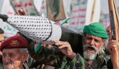 Houthi annunciano stop agli attacchi contro Israele nel Mar Rosso dopo cessate il fuoco a Gaza