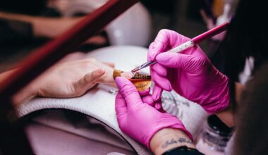 Va a farsi le unghie dall'estetista e prende l'HIV: due famiglie rovinate per sempre | Occhio sempre a questi strumenti