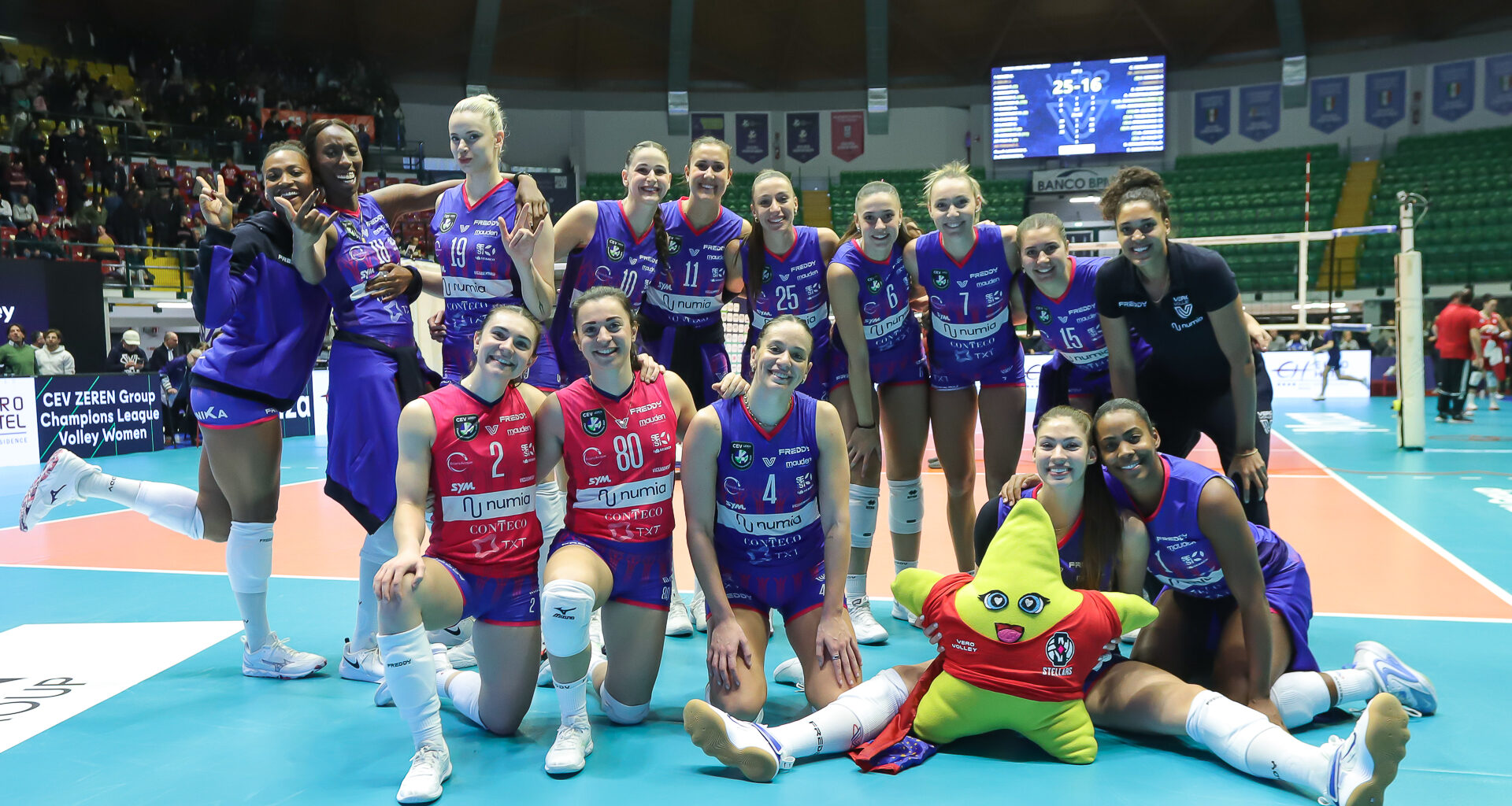 Esordio vincente in Champions League per la Numia Vero Volley Milano: 3-0 sull'Olympiacos