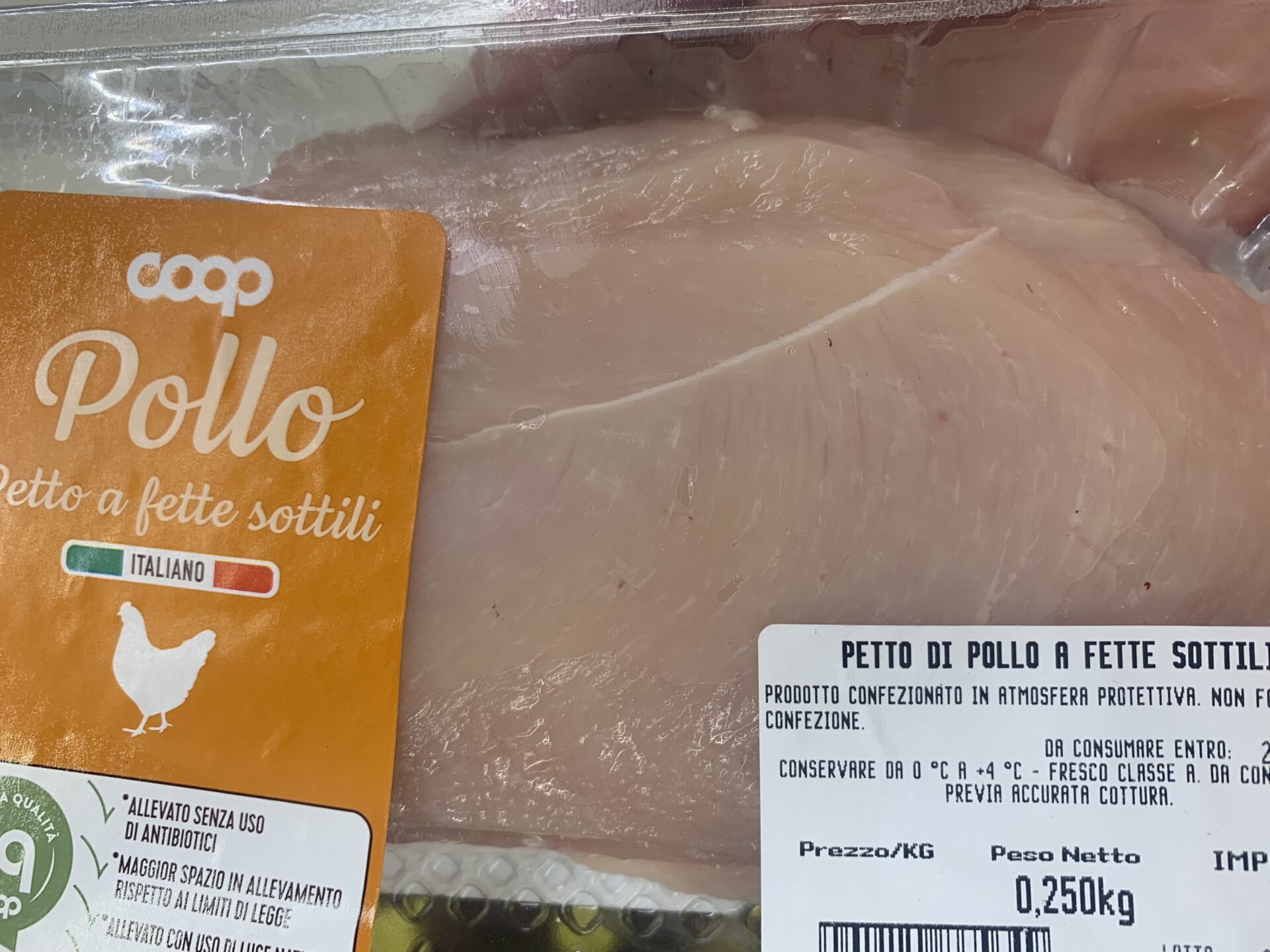 Polli Coop white striping 