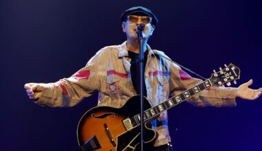 Luca Carboni torna e conquista il Forum di Milano: «Dopo quello che mi è successo, si può nascere un’altra volta. Superare la malattia mi ha cambiato davvero»