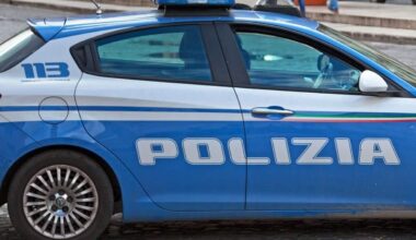 Poliziotto muore nel Napoletano in un incidente, ferito il collega - Sky TG24