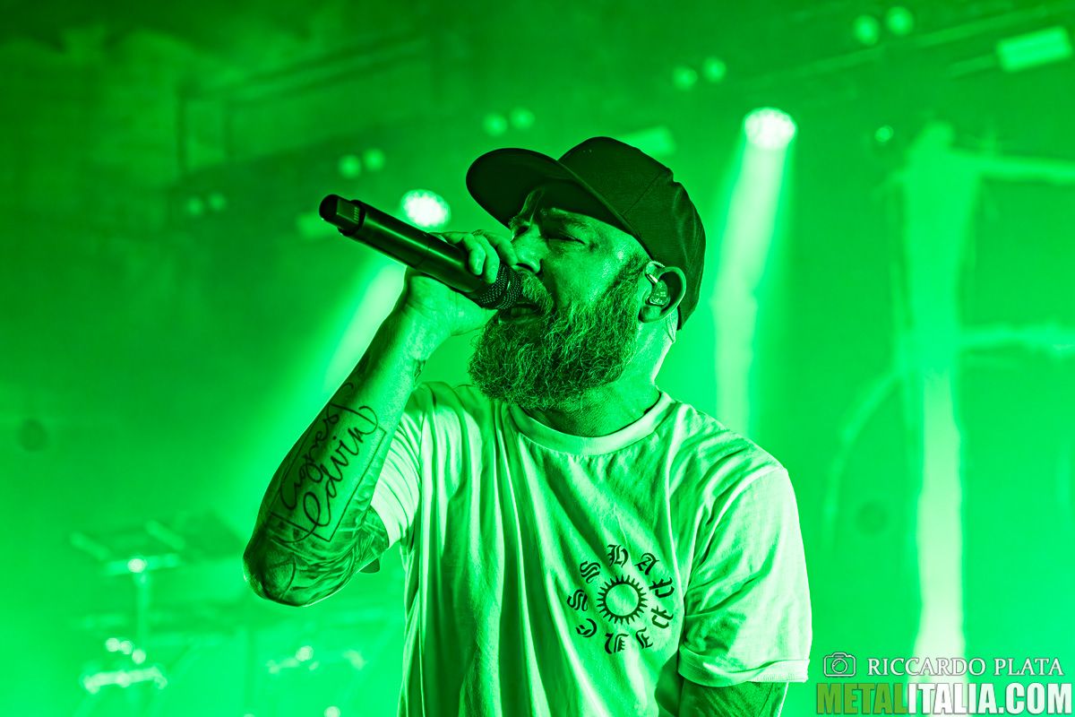 una data in estate a Bologna con i BLEED FROM WITHIN