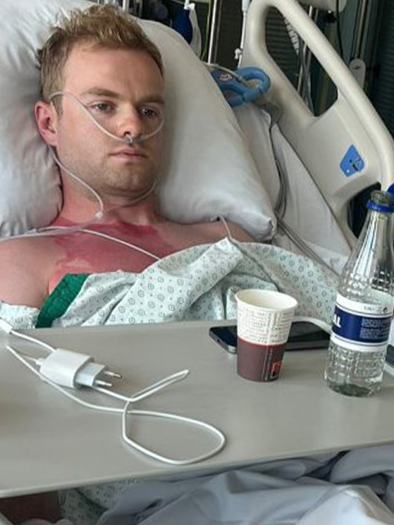 Iserbyt in ospedale: la seconda operazione all'arteria iliaca non ha dato i risultati sperati (foto Instagram)