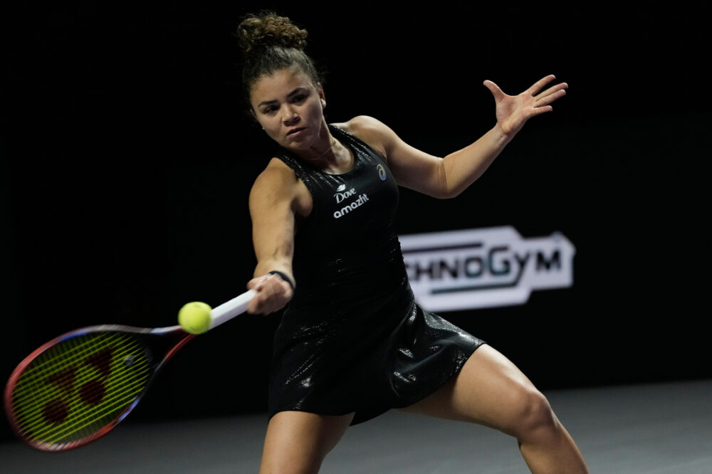 WTA Finals 2025, Jasmine Paolini chiude con il terzo ko a Riad