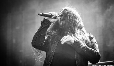 gli orari della data di Milano con EVERGREY e KLOGR