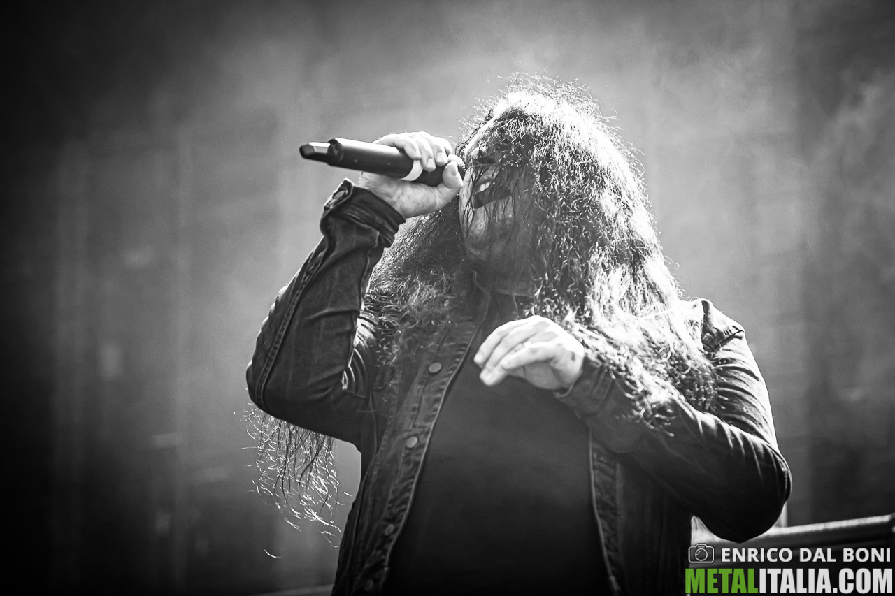 gli orari della data di Milano con EVERGREY e KLOGR