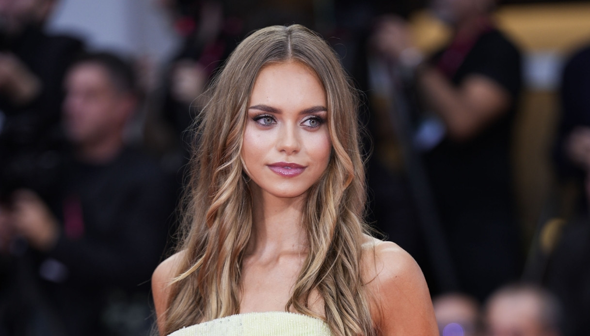 Laila Hasanovic, relax in bikini nel resort extra lusso prima di raggiungere Sinner