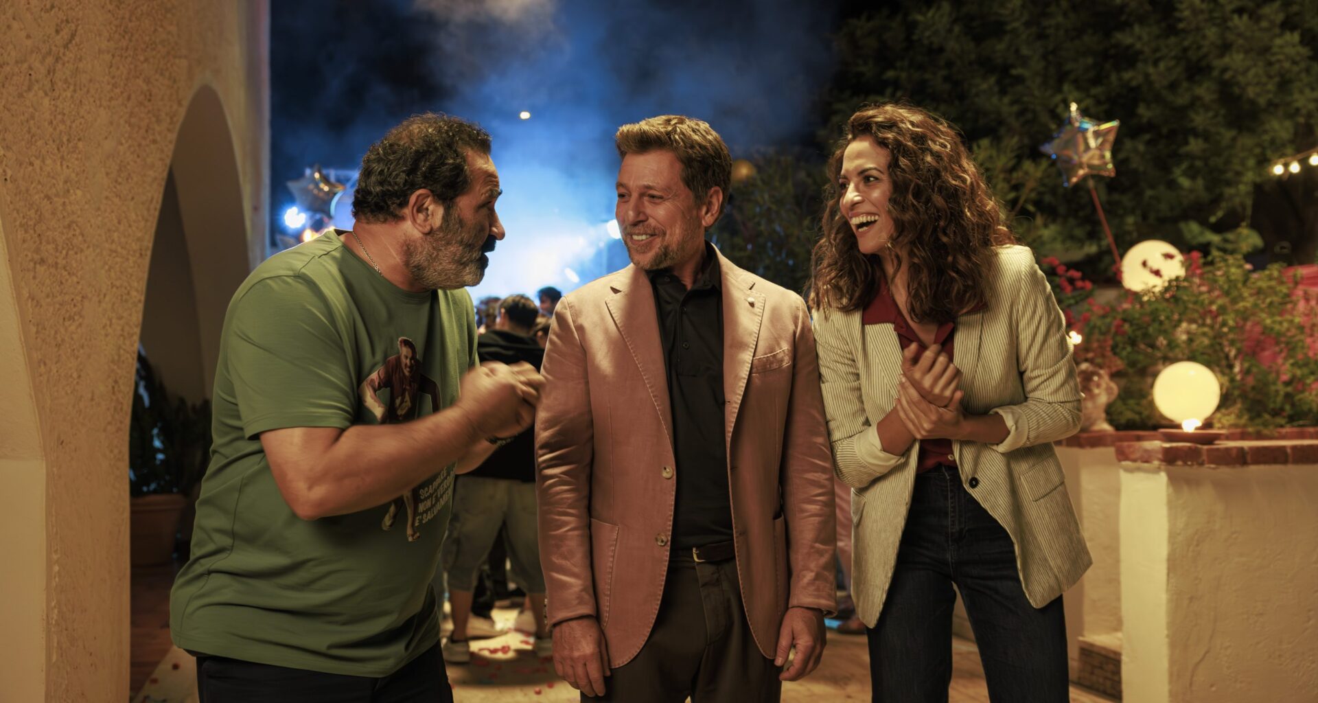 Ascolti TV | Domenica 2 Novembre 2025. Màkari debole (17.4%), La Notte nel Cuore 15.3%, cresce Ranucci (7.7-9.7%)