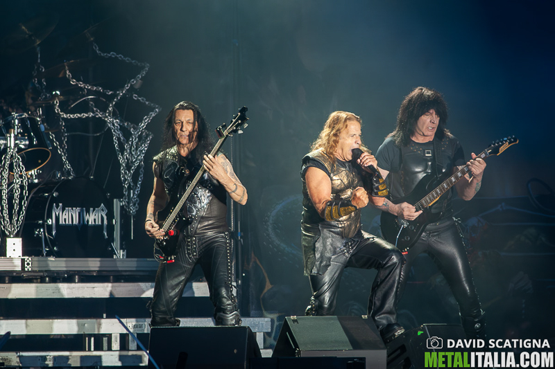 un tour nel 2027 dedicato a "Fighting The World" e "Kings Of Metal"